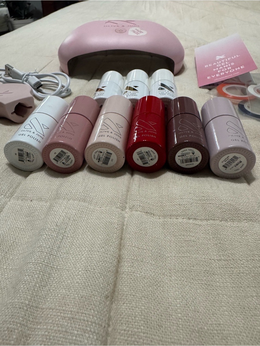 Olive & June Gel Nail Polish Full Set With Lamp + 9 Colors - Picture 4 of 5